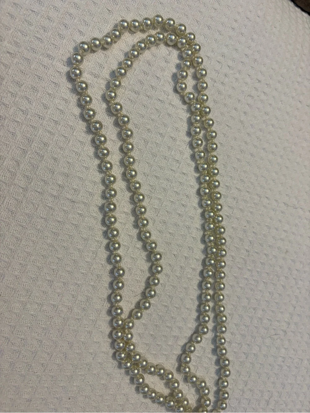 N/A elegant ivory